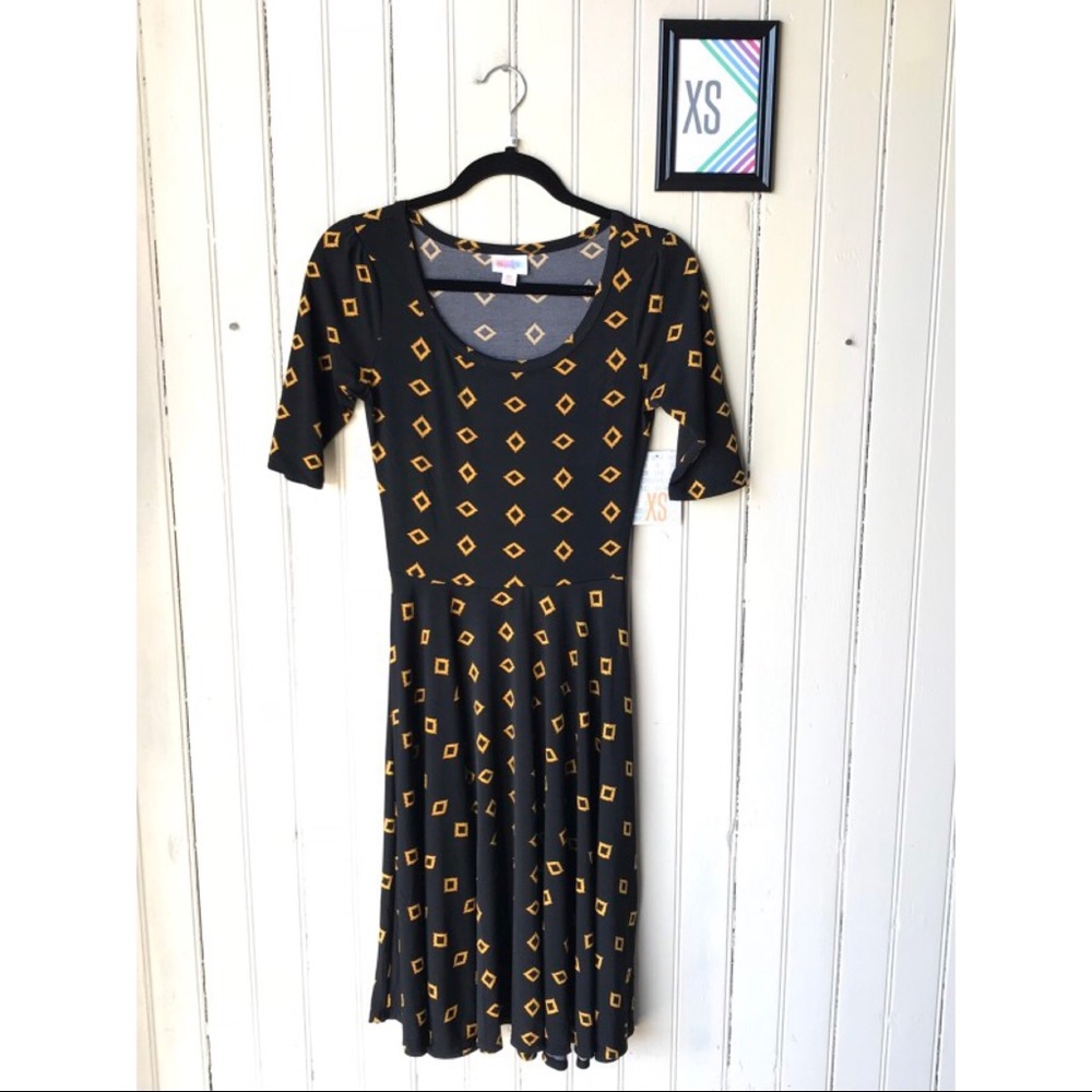 BNWT Lularoe Nicole Dress